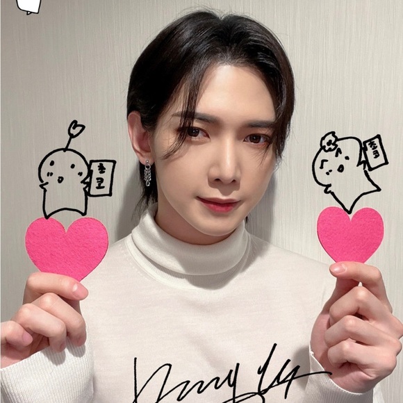 Meet your Posher, Kelly - Picture 1 of 1